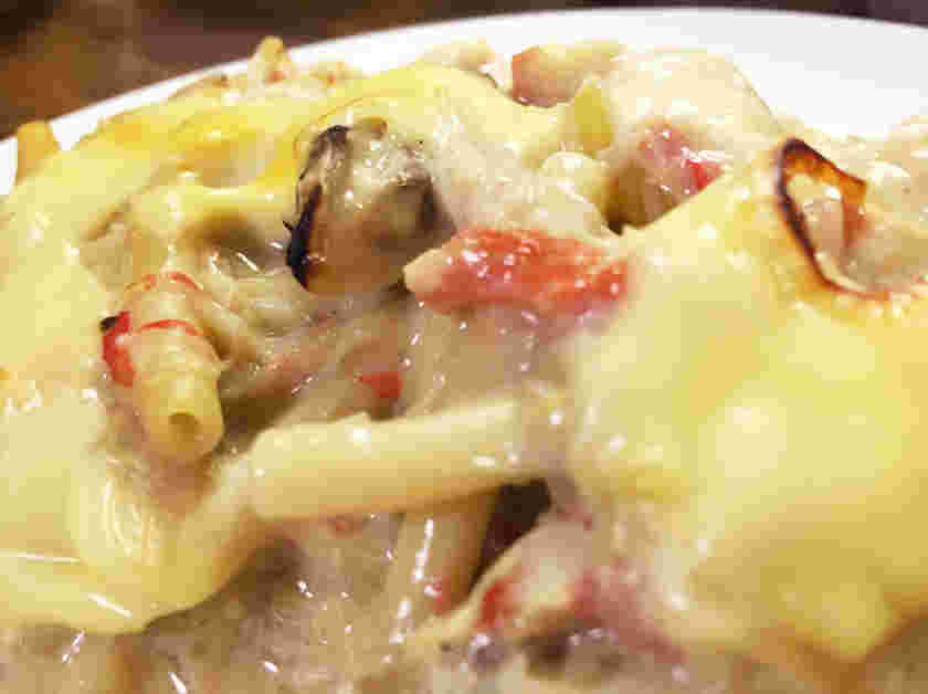 カニ料理のクリーミーグラタン
