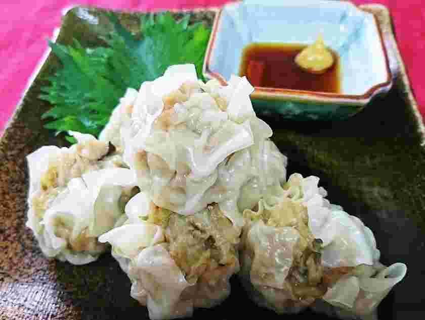 カニ料理のふわふわカニシュウマイ