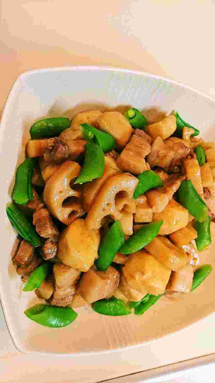 れんこんと里芋と豚肉の煮物