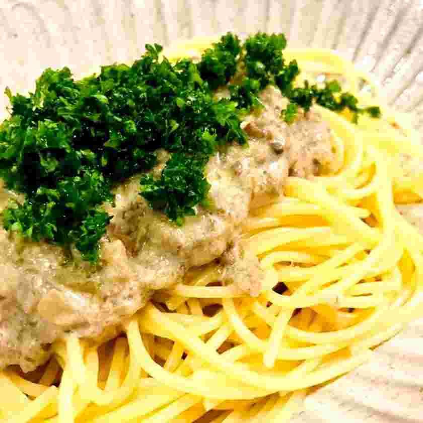 シャンピニオンソースパスタ