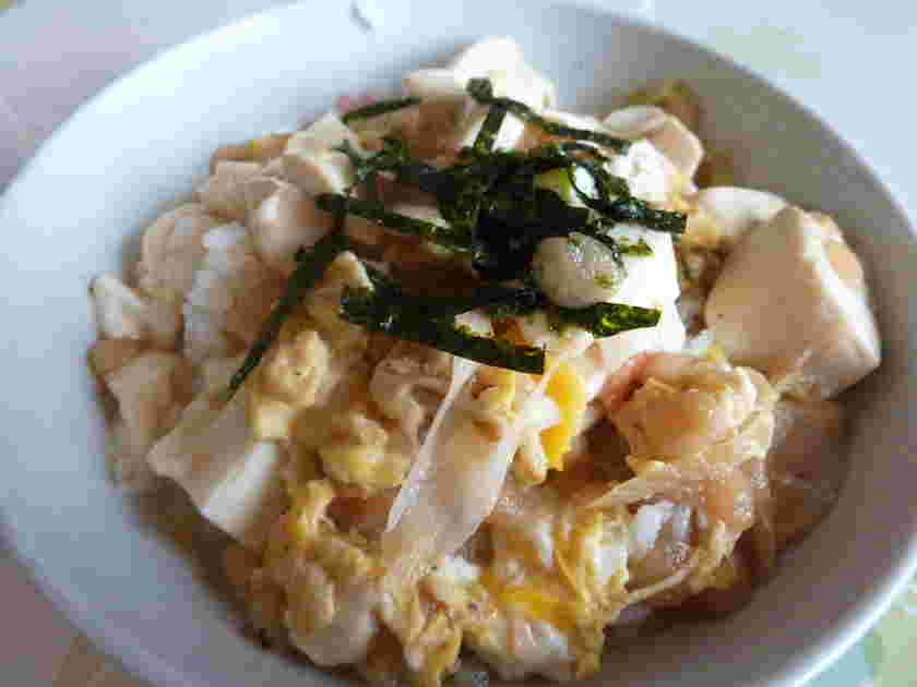 豆腐入りたぬき丼