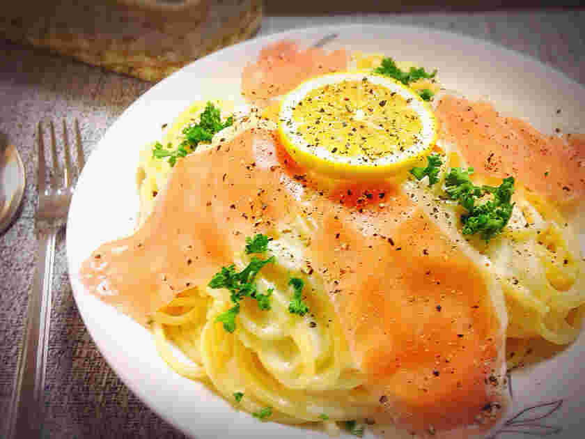 牛乳で簡単レモンとホワイトソースのクリームパスタ
