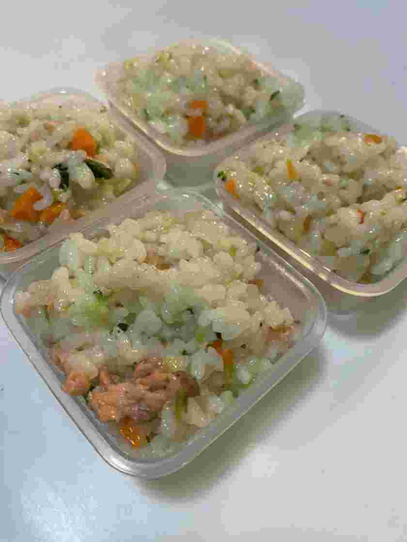 大根とキャベツと鮭の炊き込みご飯