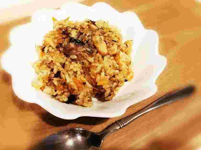 炊飯器で作るサバ缶カレーピラフ