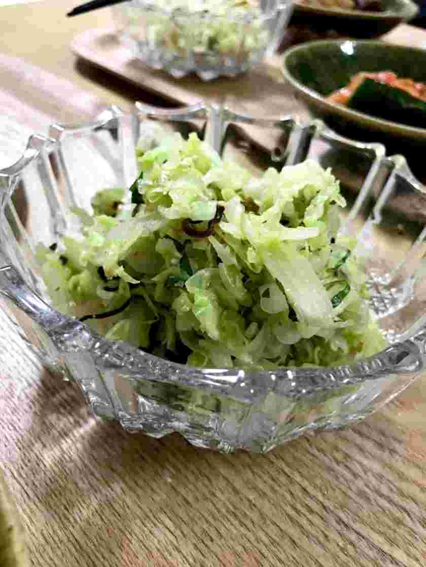 湯通しキャベツの塩昆布和え