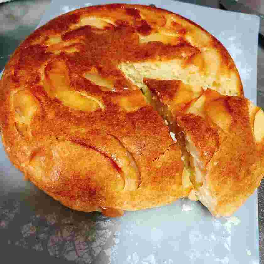 中力粉のりんごケーキ