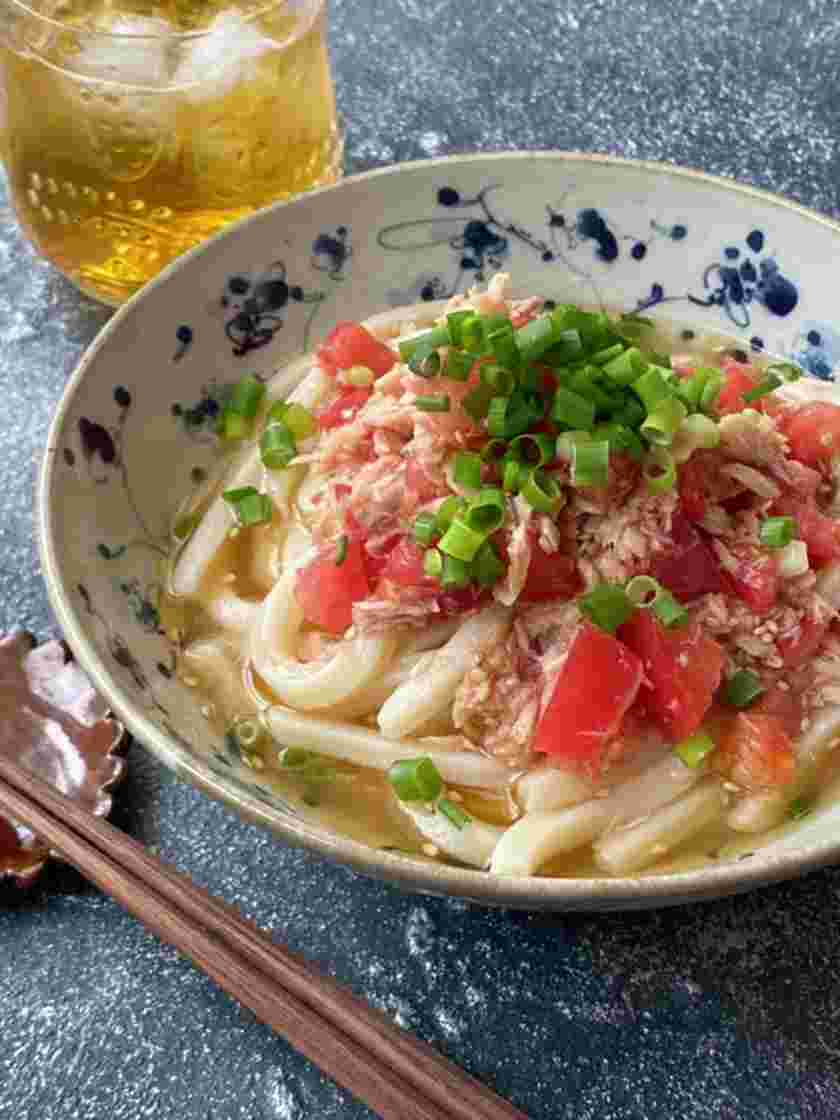 トマトとツナの簡単冷やだしうどん