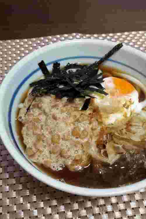 簡単すぎる温かい納豆うどん