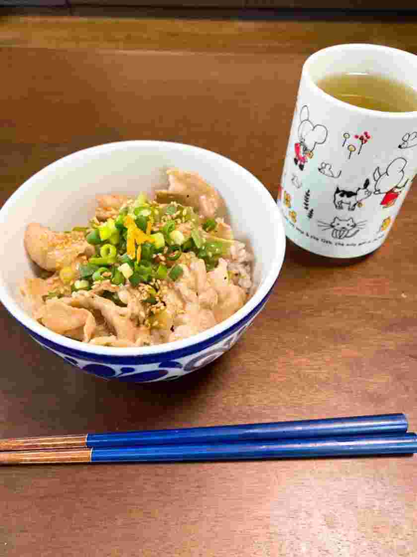 ゆず塩豚丼