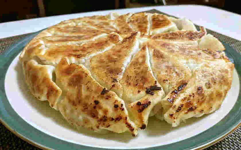 お好み焼きの献立におすすめのジューシー餃子