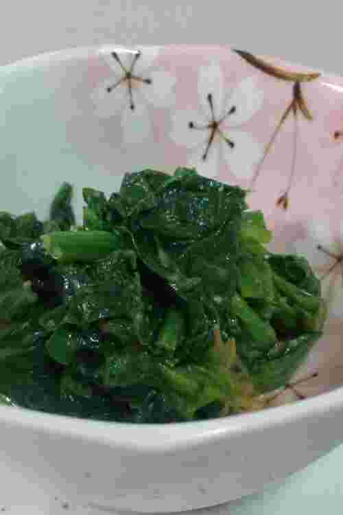 ほうれん草のごま味噌和え