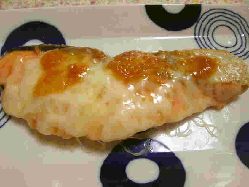 鮭の味噌チーズ焼き