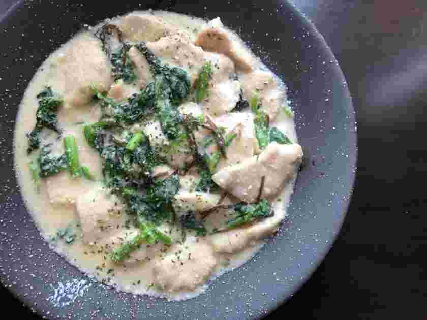 鶏肉とほうれん草の味噌クリーム煮