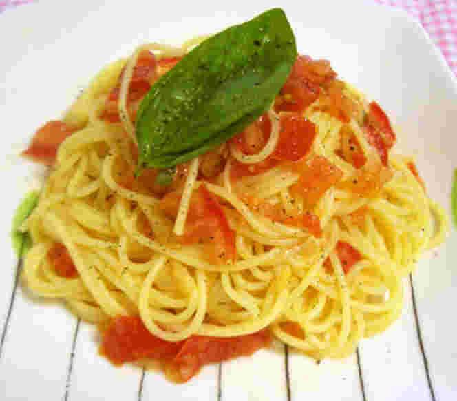 完熟トマトソースの冷製パスタ