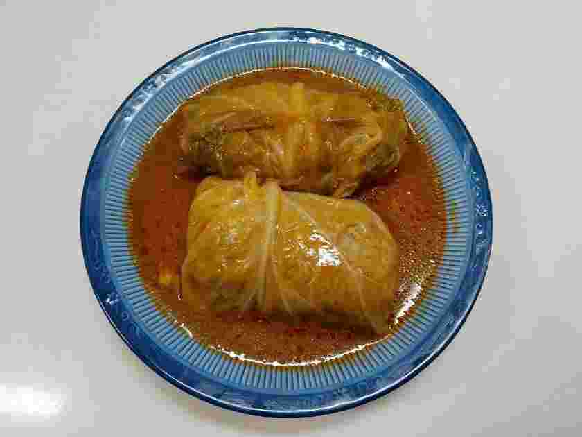 トマトケチャップで作るロールキャベツ