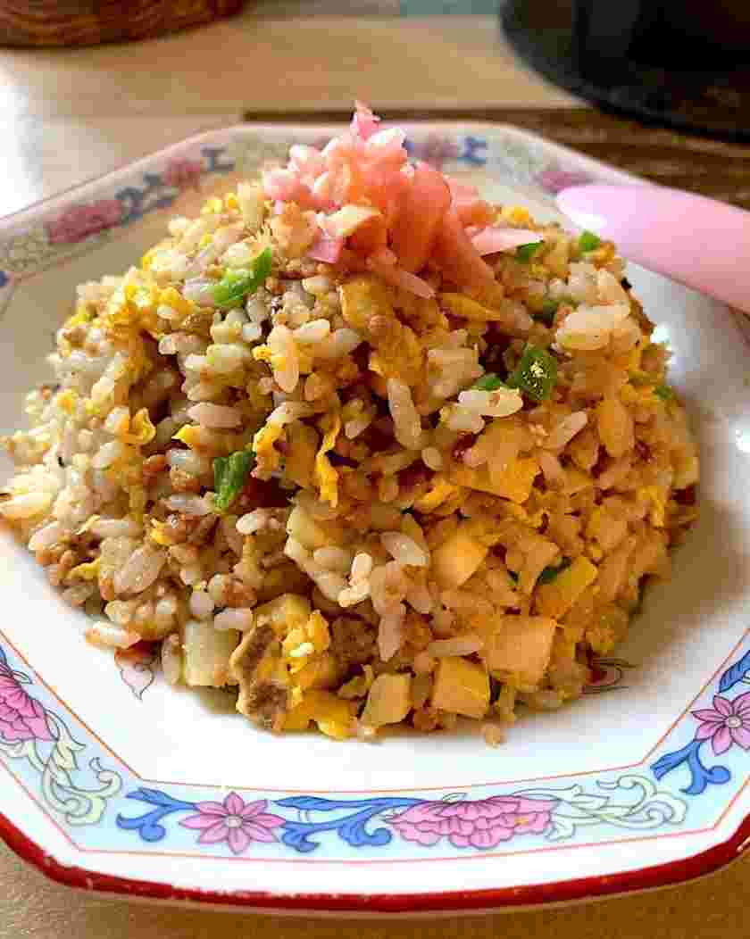 ゴロゴロ山芋入り炒飯