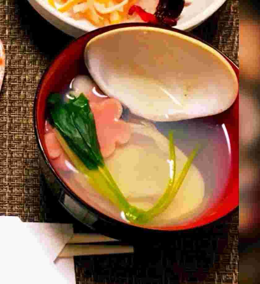お食い初めに使えるはまぐりのお吸い物
