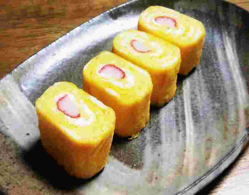 お弁当に合うかにかま入り卵焼き