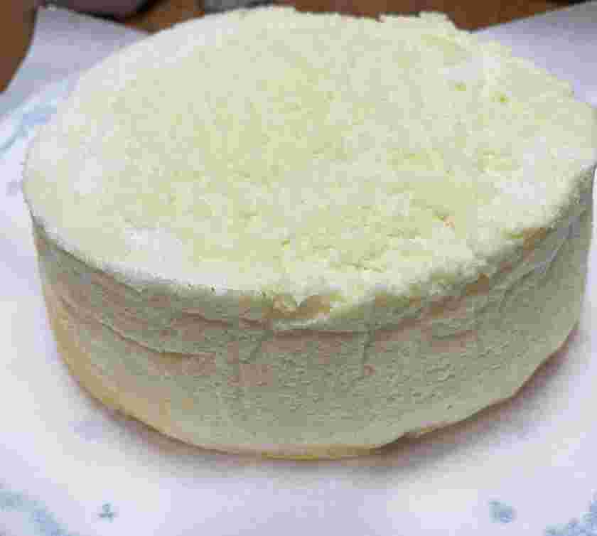 余った卵白を使った柔らかスフレチーズケーキ