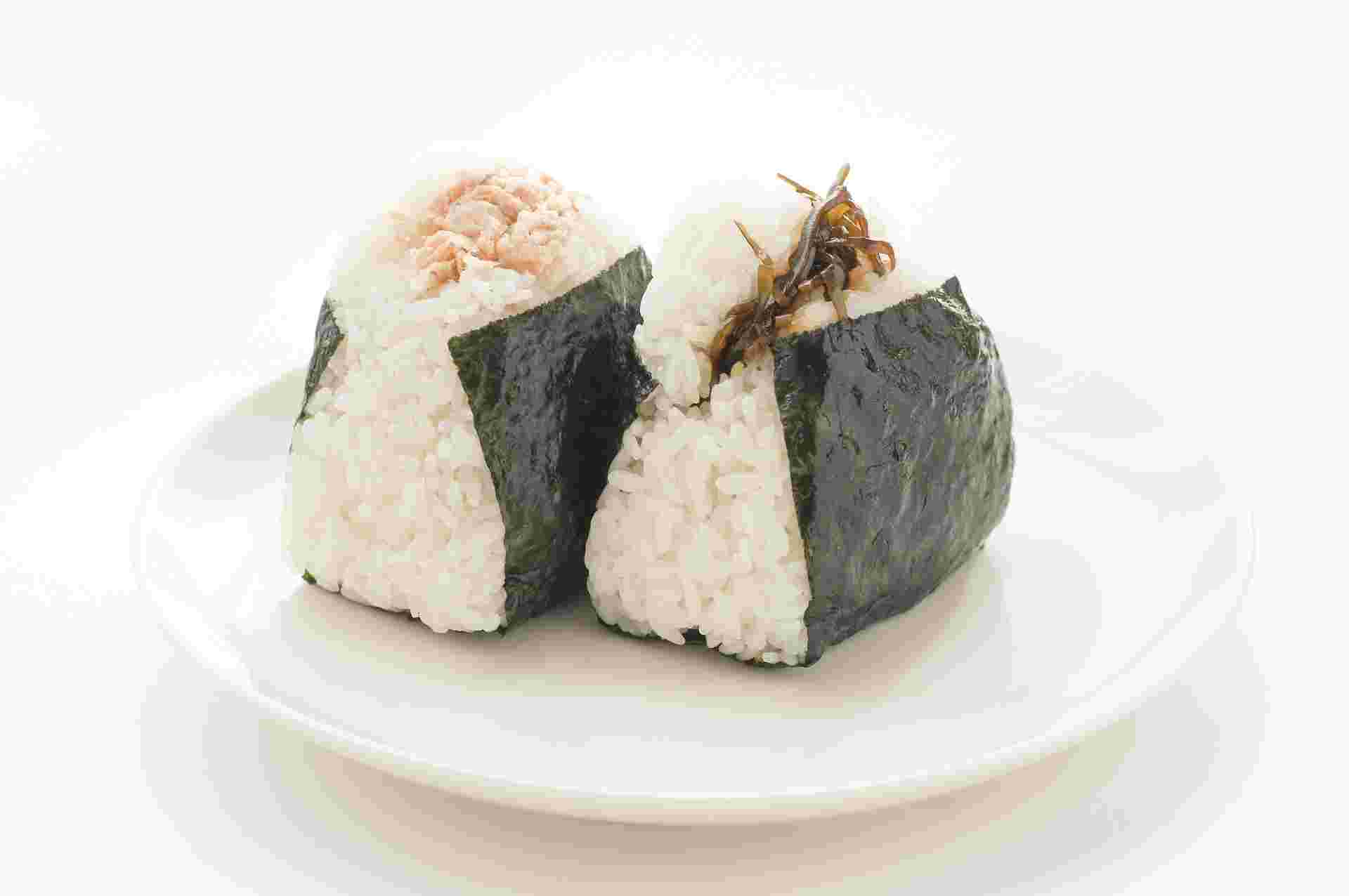 コンビニにある鮭と昆布のおにぎり