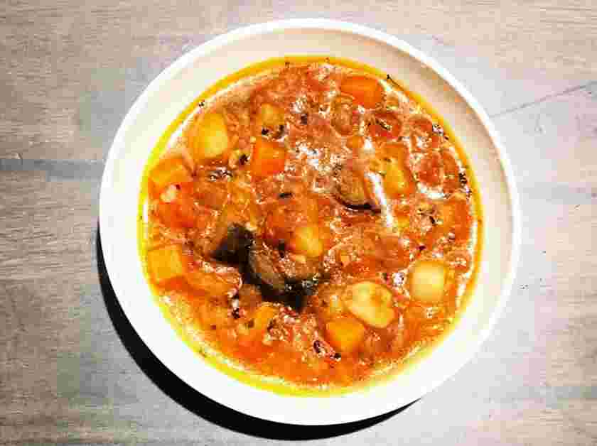 ピーマンの肉詰めに合うミネストローネ