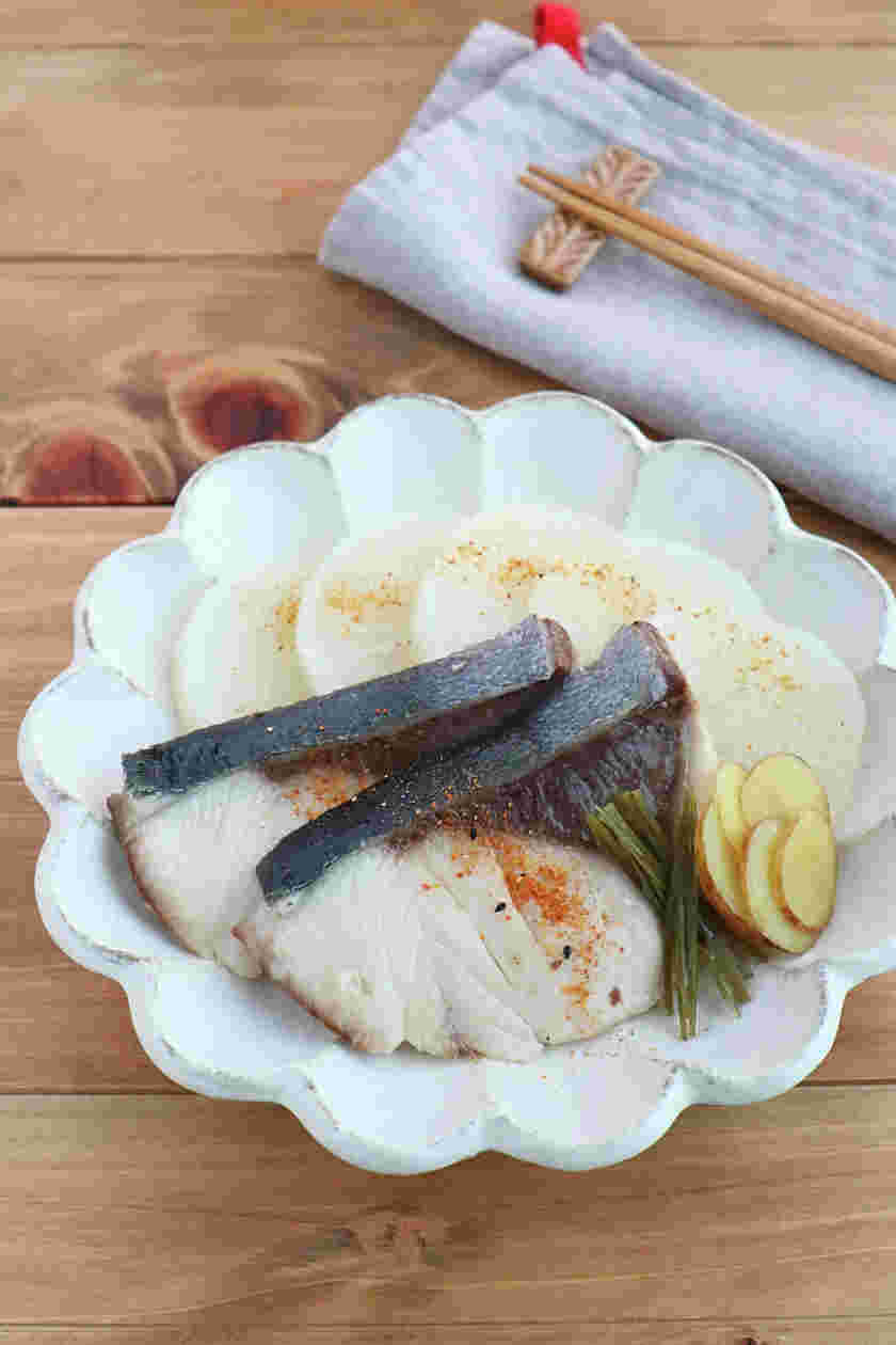 たけのこご飯に合う献立（塩ぶり大根）