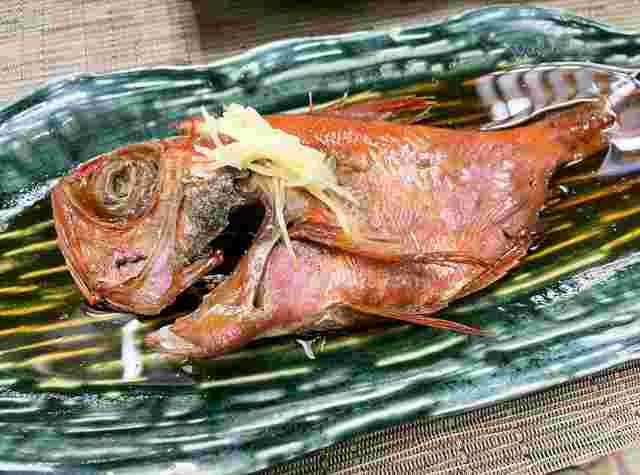 魚の煮付けに乗せた生姜