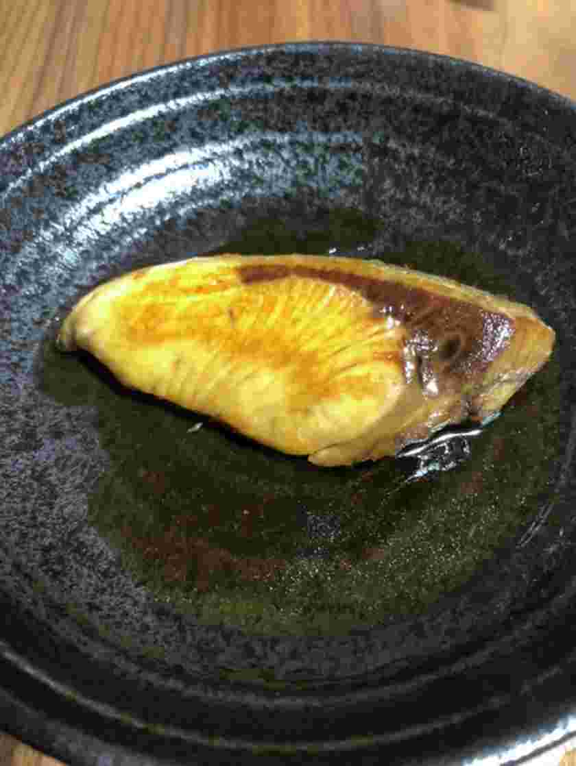 さつまいもご飯に合う甘じょっぱいぶりの照り焼き