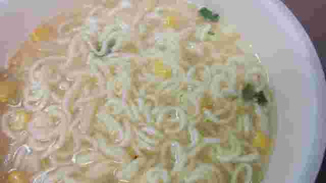 カップラーメン