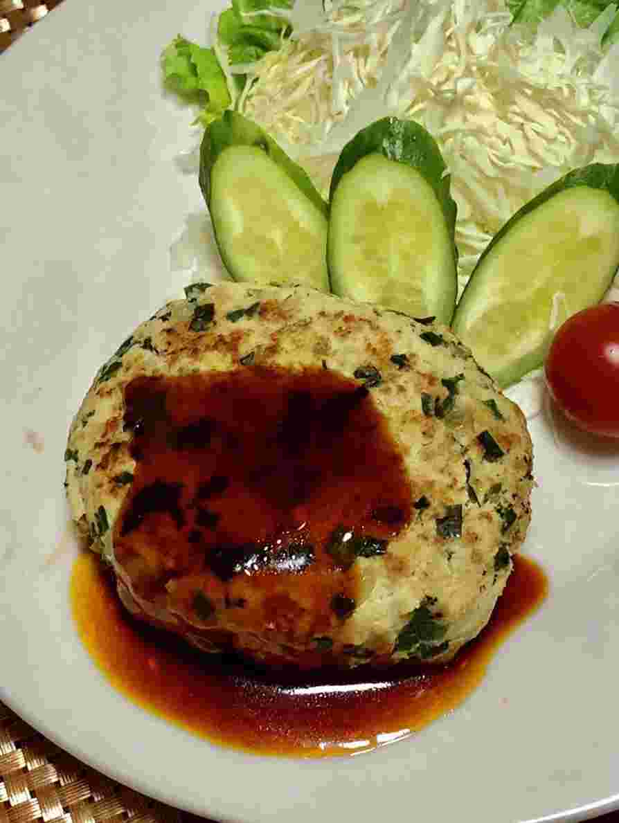 おからパウダー入りで低糖質のハンバーグ