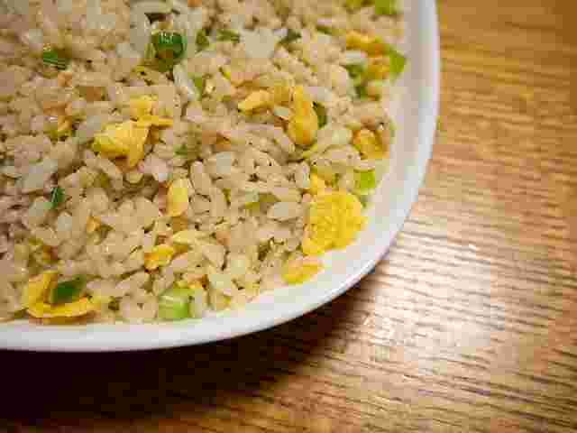 レンジで温めた冷凍チャーハン
