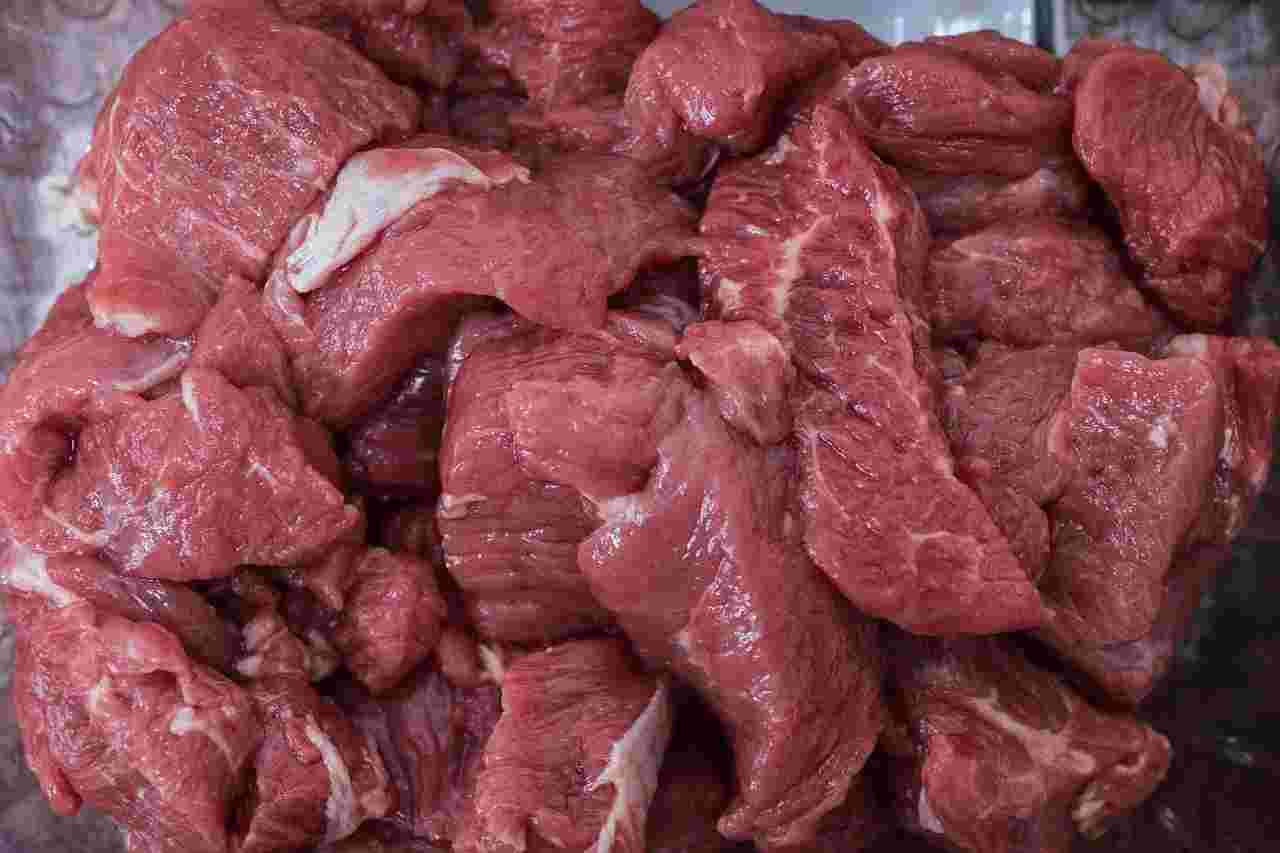 生の牛肉