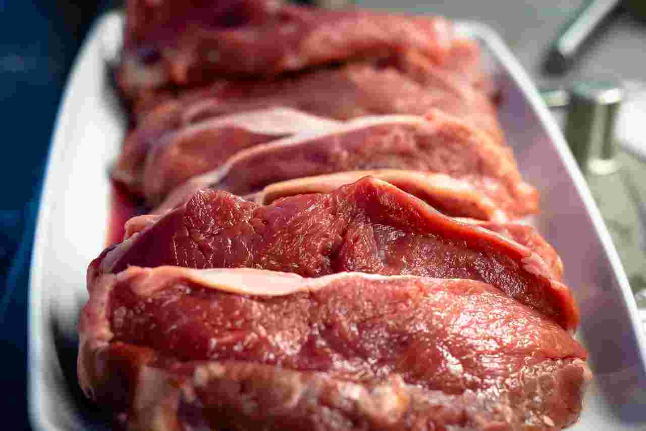 生の牛肉