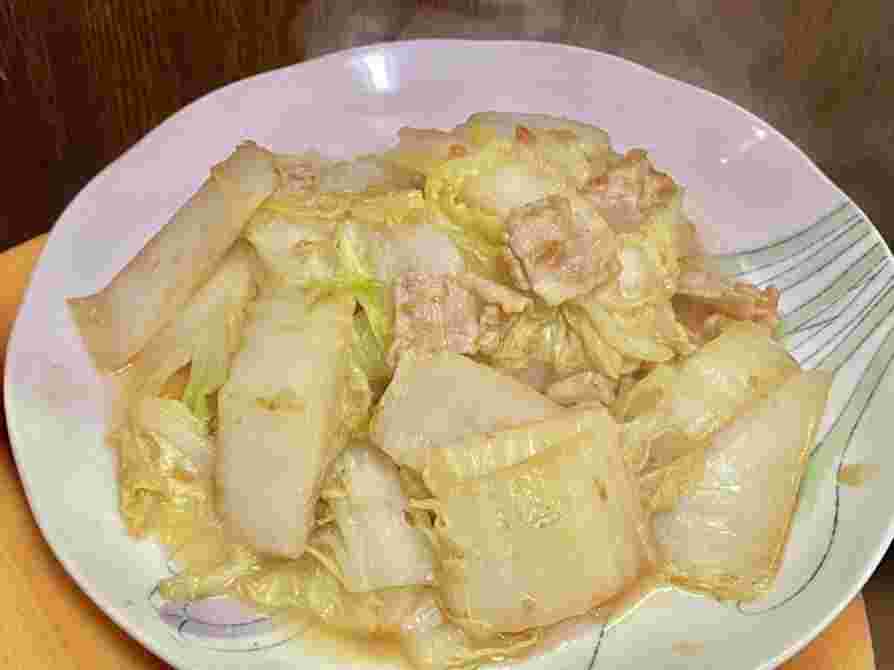 白菜と豚バラ肉の梅肉炒め