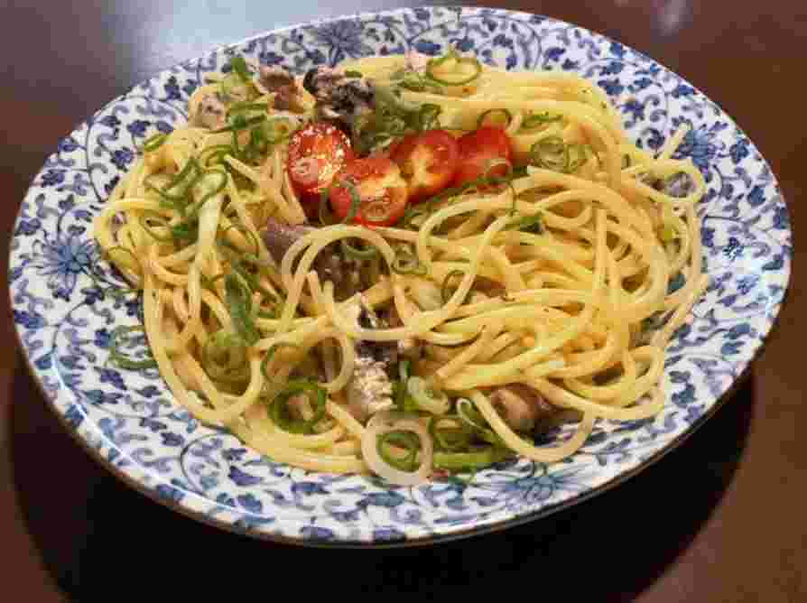 ポッカレモンとサバを使ったパスタ